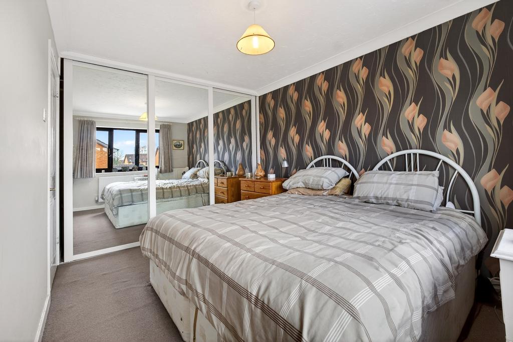 Bed 1 (2)