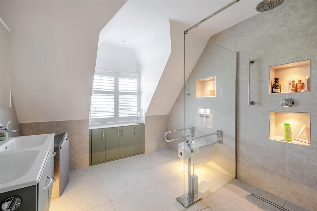 Ensuite Shower Room