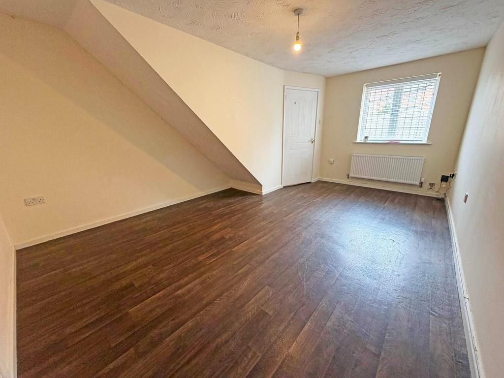 Lounge1.jpg