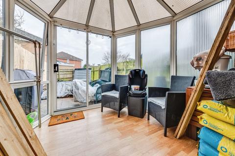 2 bedroom terraced house for sale, Horton Road, SWINDON
