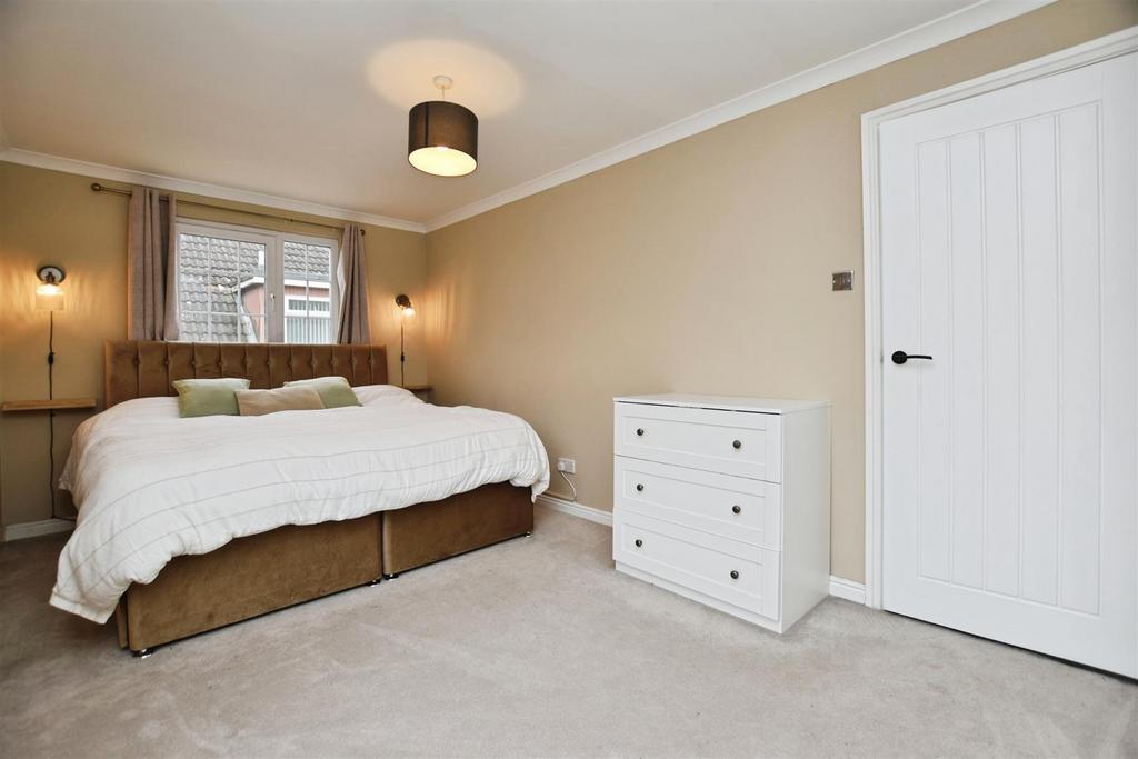 79839545-bed 201 20b.JPG