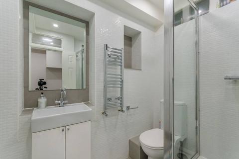2 bedroom flat to rent, Albert Bridge Road, SW11, Battersea Park, London, SW11