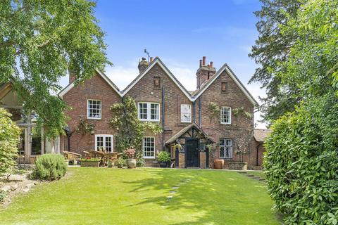 6 bedroom detached house for sale, East Street, Tonbridge TN9