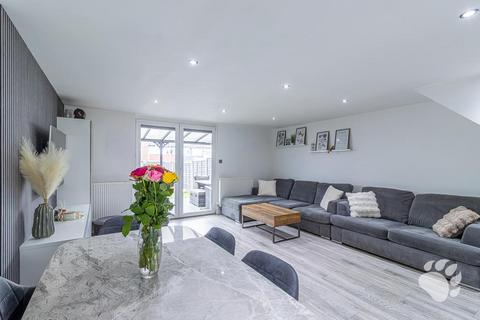 undefined, Chatfield Way, Basildon SS13