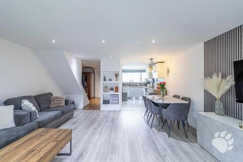 undefined, Chatfield Way, Basildon SS13