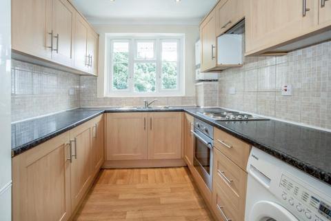 2 bedroom flat to rent, Calvert House, White City Estate, W12