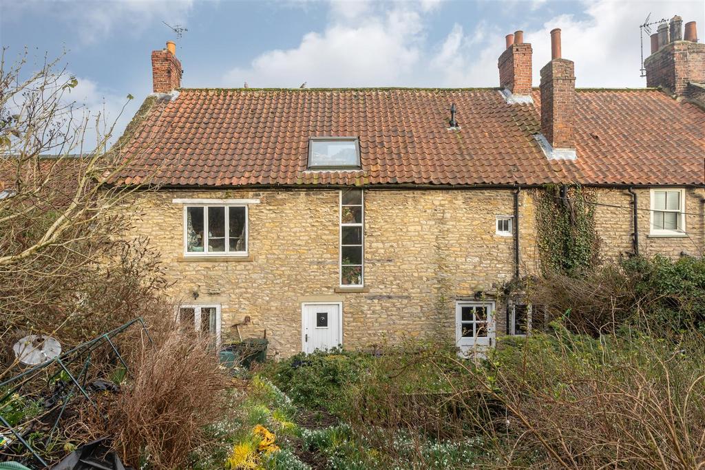 Roxby House-3.jpg