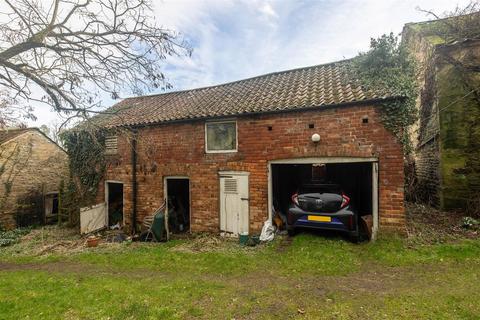 5 bedroom character property for sale, Maltongate, Thornton-Le-Dale, Pickering