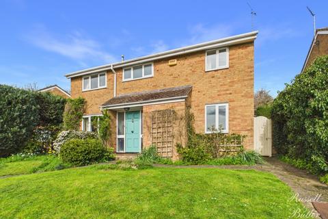 undefined, Page Hill Avenue, Buckingham, Buckinghamshire, MK18