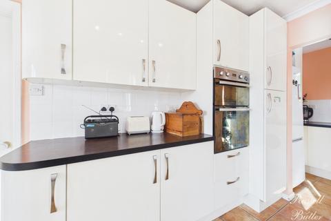 undefined, Page Hill Avenue, Buckingham, Buckinghamshire, MK18