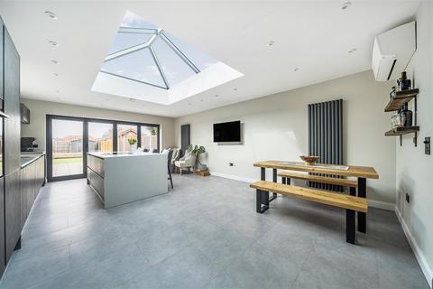 undefined, Merton Avenue, Portchester,