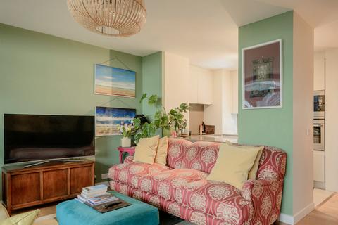 1 bedroom flat for sale, Barbican, London EC2Y
