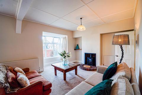 4 bedroom detached house for sale, Beauharrow Road, St. Leonards-On-Sea