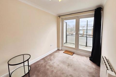 undefined, Runnymede Court, Surrey TW20