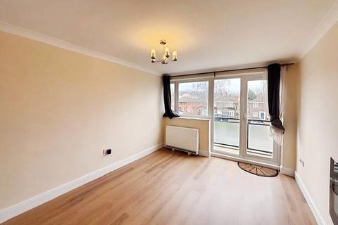 undefined, Runnymede Court, Surrey TW20