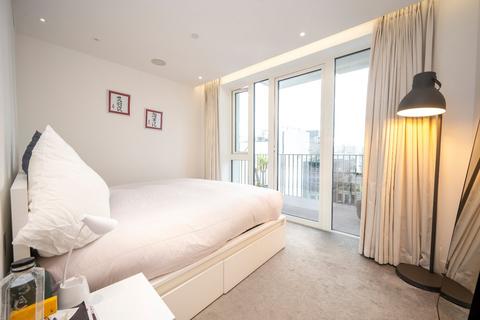 undefined, Admiralty House, 150 Vaughan Way, London