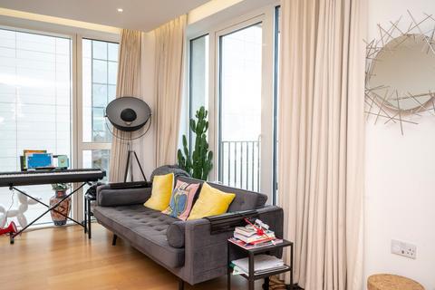 undefined, Admiralty House, 150 Vaughan Way, London