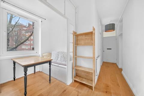 2 bedroom flat to rent, Tompion House, Percival Street, London