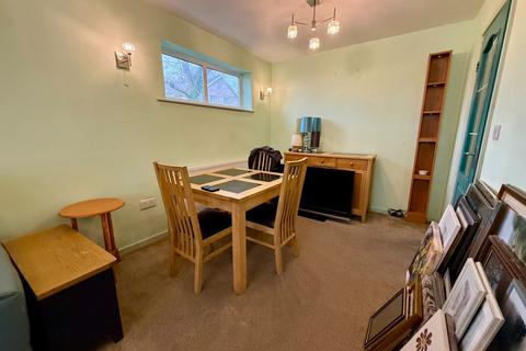 undefined, 18 Llwyn Ynn, Talybont, LL43 2AL