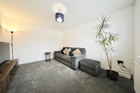 2 bedroom semi-detached house for sale, William Gee Drive, Hull
