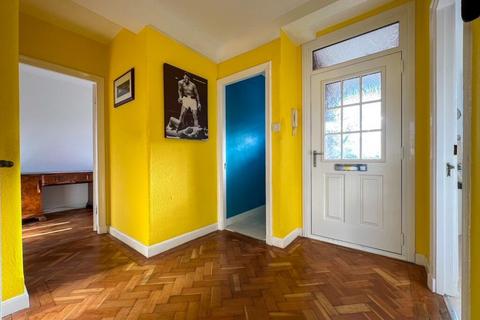 undefined, Hampton Court Parade, East Molesey, KT8