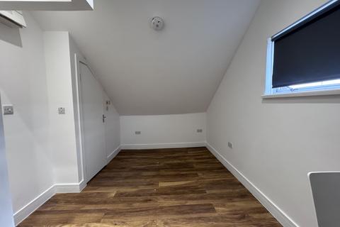 1 bedroom house of multiple occupation to rent, Southgate Road, Potters Bar EN6