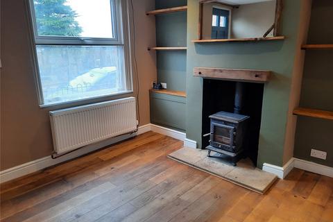 3 bedroom terraced house to rent, Combe Street, Somerset TA20
