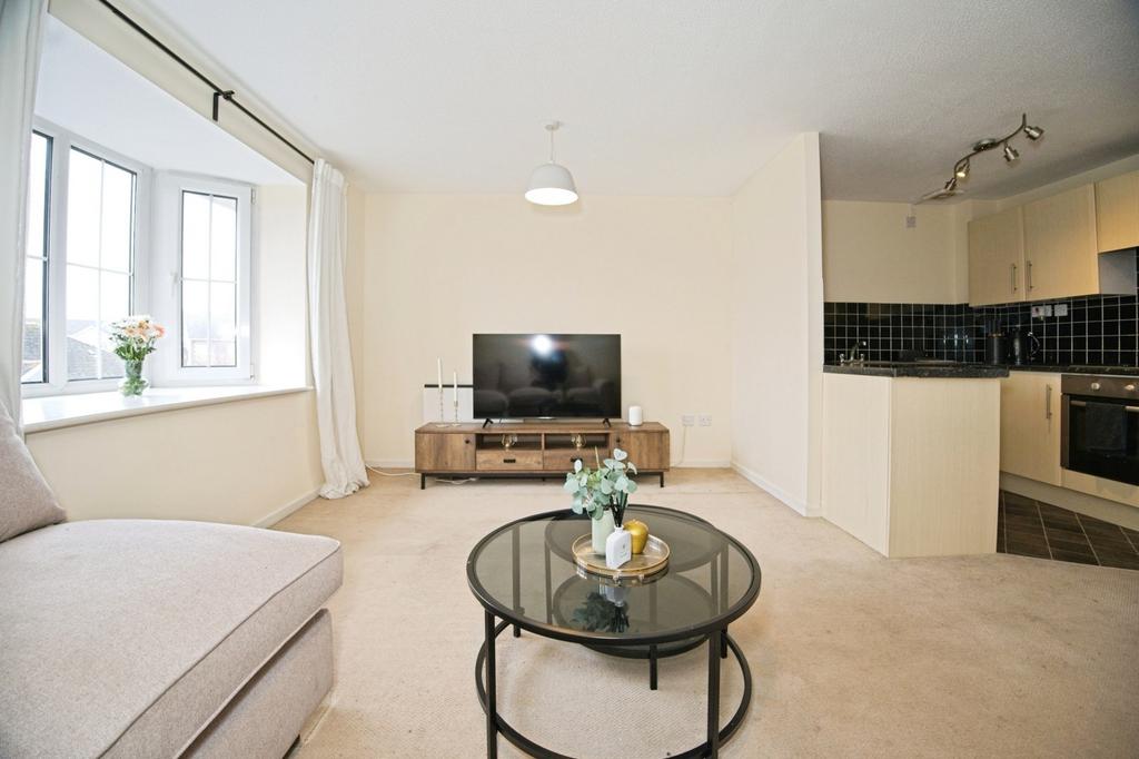 Living/Dining Area