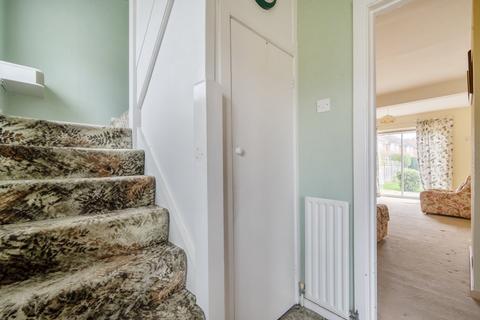 undefined, Furze Lane, Surrey GU7