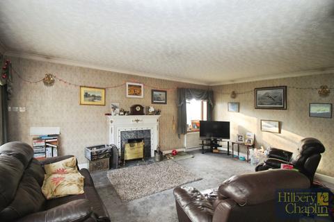 5 bedroom detached house for sale, The Woodfines, Emerson Park, RM11