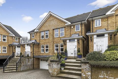 3 bedroom flat for sale, Beach Road, Birkdale, PR8
