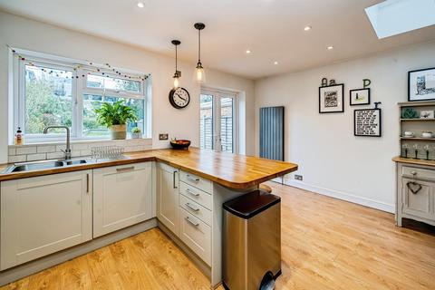 undefined, Aldbourne Road, Burnham, Slough