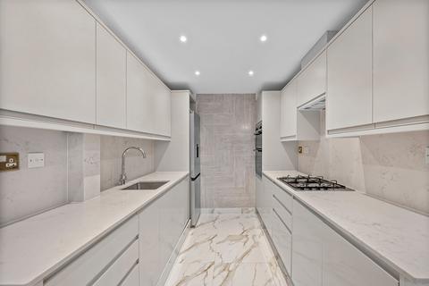 3 bedroom end of terrace house to rent, Pallister Terrace, Roehampton Vale, London