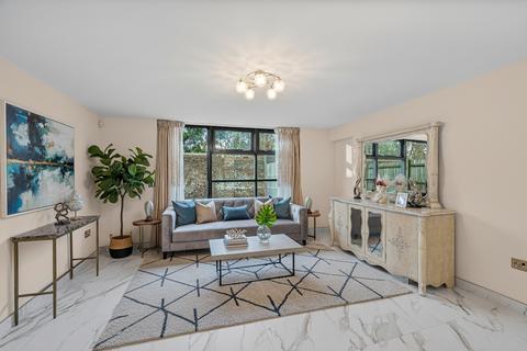 3 bedroom end of terrace house to rent, Pallister Terrace, Roehampton Vale, London