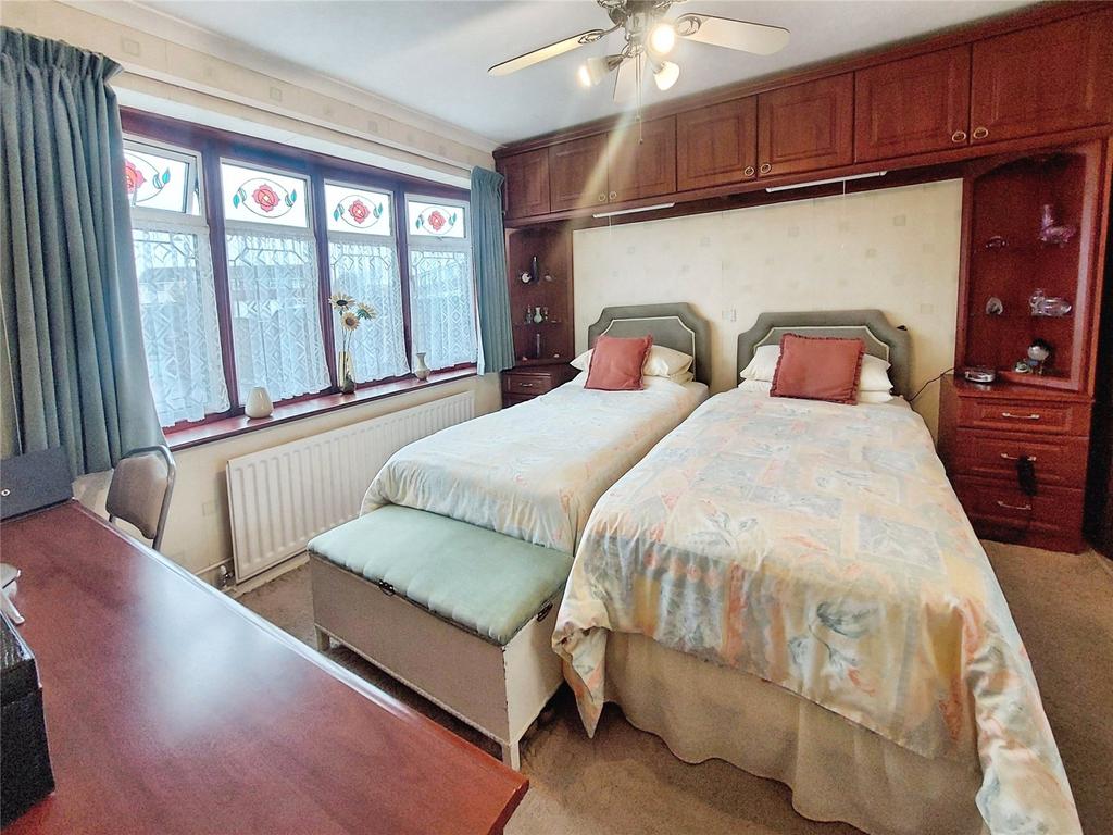 Bed 1