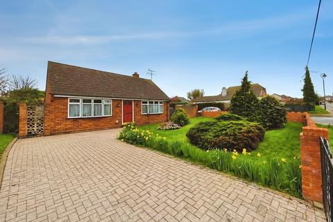 2 bedroom bungalow for sale, Linkway, Sittingbourne ME9