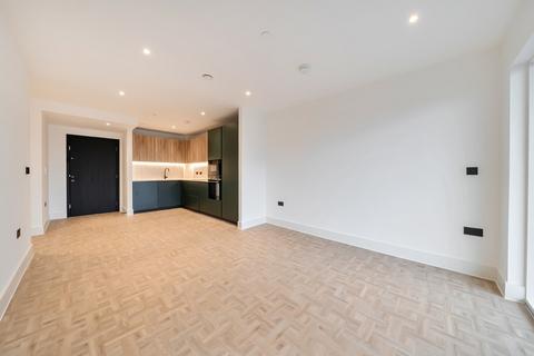 2 bedroom flat to rent, Danvers Avenue, Battersea, London, SW11
