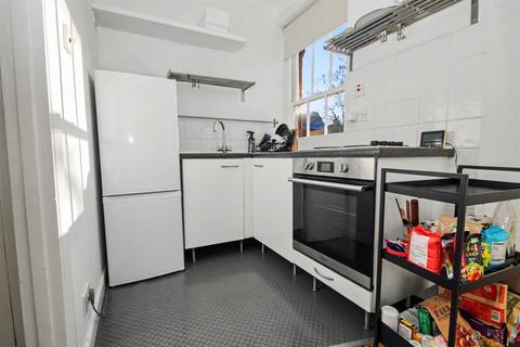 undefined, York Road, Guildford