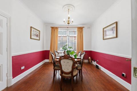 5 bedroom detached house for sale, Hollis Street, Derby DE24