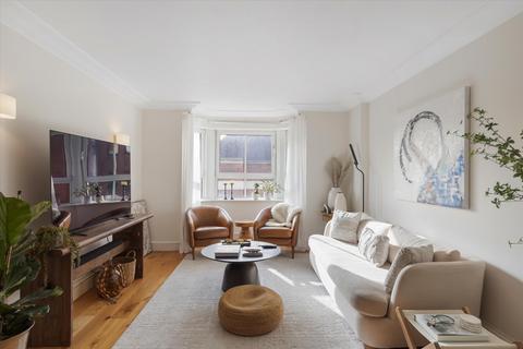 3 bedroom flat for sale, Wrights Lane, London W8