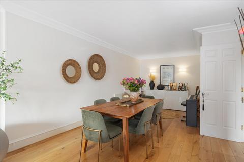 3 bedroom flat for sale, Wrights Lane, London W8