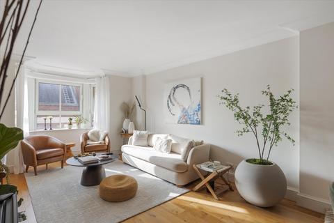 3 bedroom flat for sale, Wrights Lane, London W8