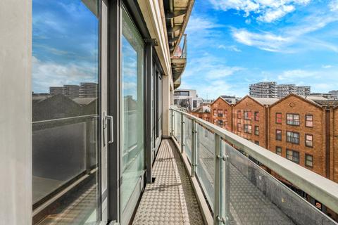 2 bedroom flat to rent, Peninsula Apartments, 4 Praed Street