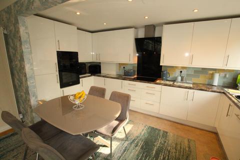 3 bedroom semi-detached bungalow for sale, Harrow Way, Watford WD19