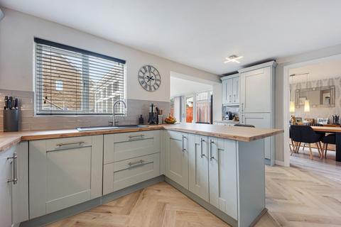 undefined, Hampton Court Way, Widnes WA8