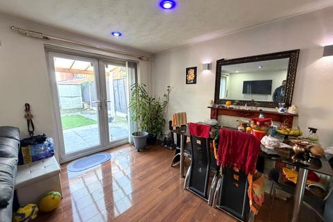 3 bedroom semi-detached house for sale, Kipling Grove
