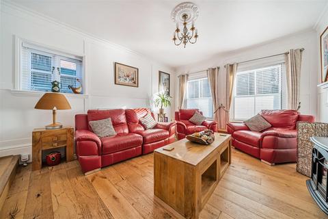 undefined, The Street, Canterbury CT3