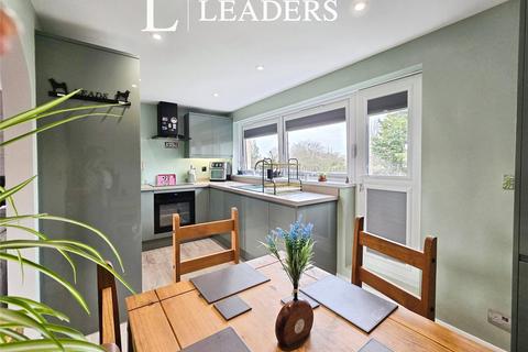 4 bedroom end of terrace house for sale, Gale Moor Avenue, Gosport, Hampshire