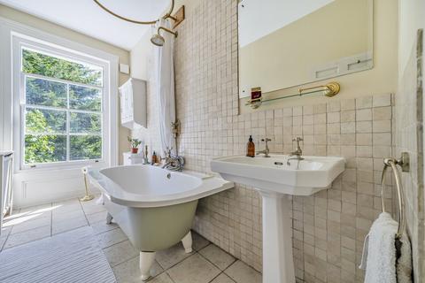 2 bedroom flat for sale, Beaconsfield Road, Blackheath, London, SE3