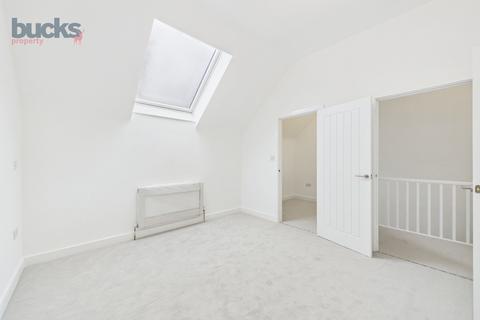 undefined, Francis Avenue, Aylesbury, HP21